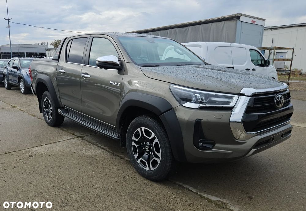 Toyota Hilux 2.8 D-4D mHEV Double Cab Executive 4x4 - 4