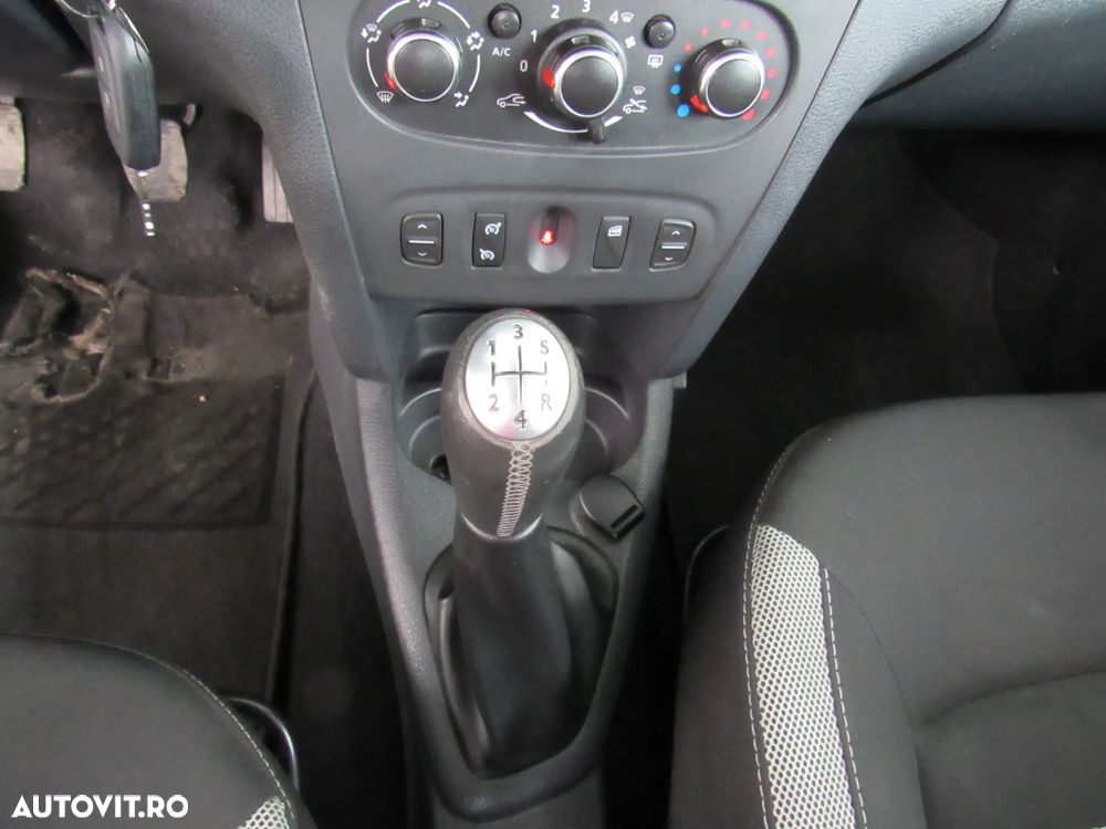 Dacia Sandero Stepway TCe 90 (S&S) Prestige - 18
