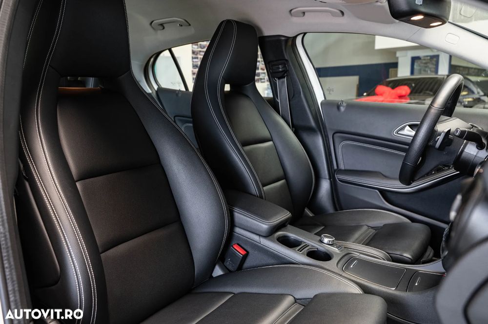 Mercedes-Benz GLA 250 7G-DCT UrbanStyle Edition - 9