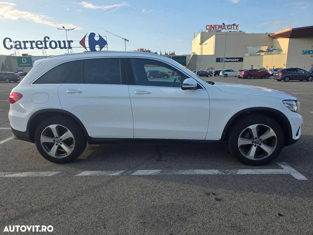 Mercedes-Benz GLC - 33