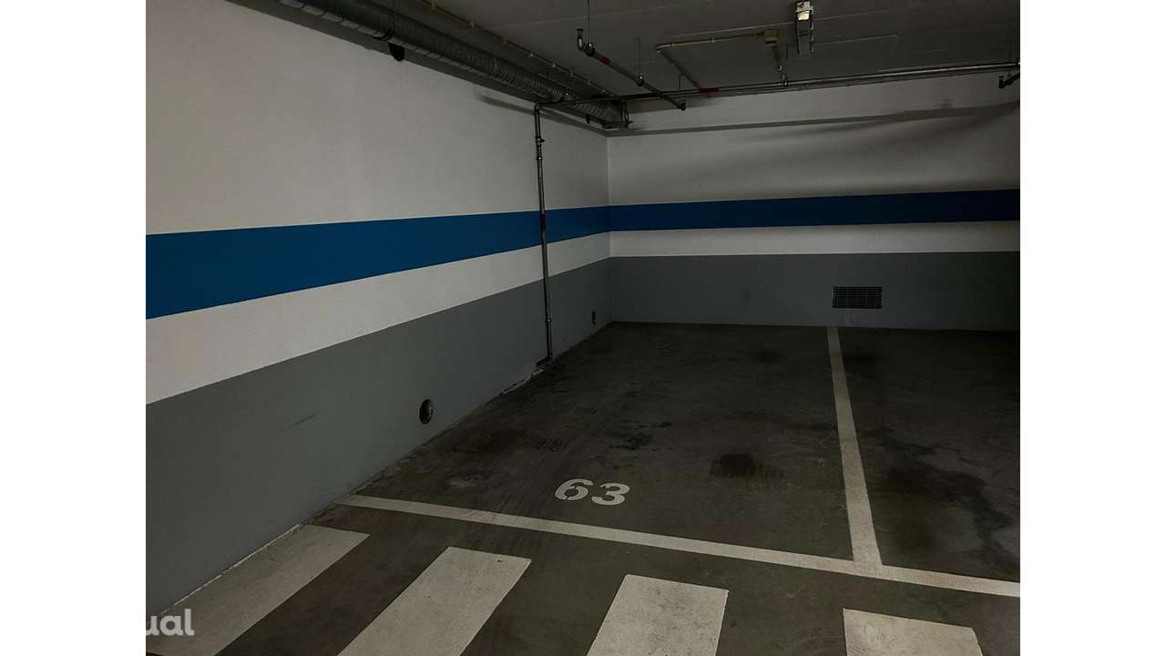 Lugar de Estacionamento no Areeiro - Grande imagem: 3/18
