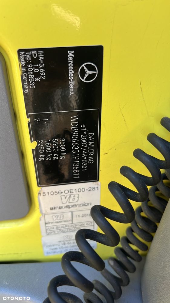 Mercedes-Benz Sprinter - 10