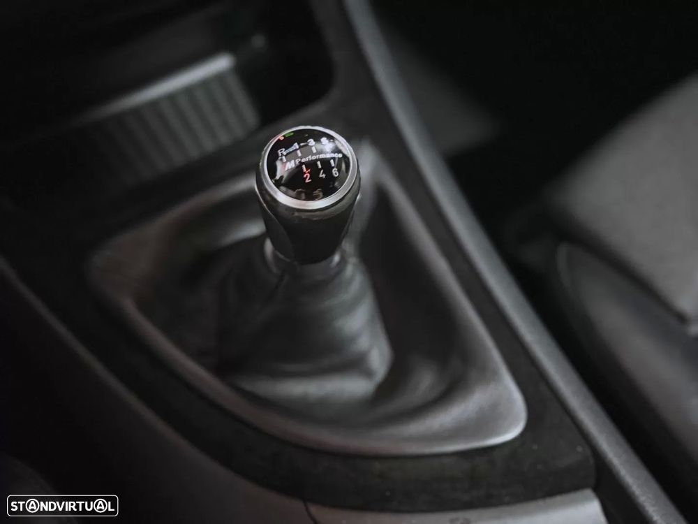 BMW 120 d - 13