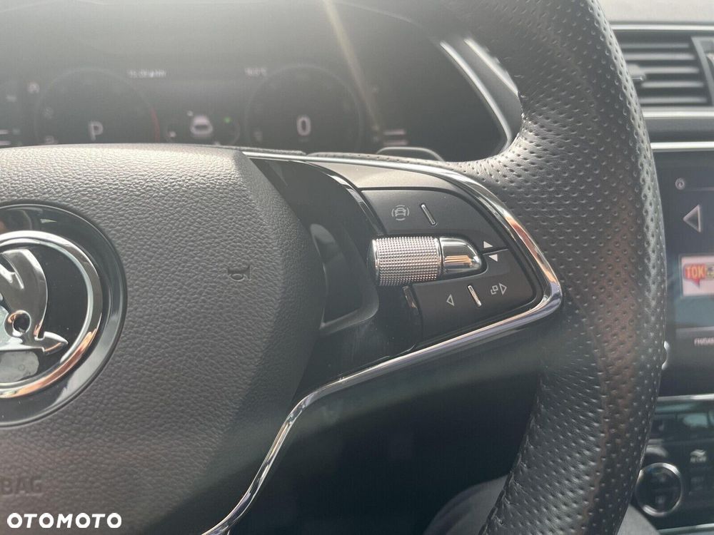 Skoda Superb 1.5 TSI Ambition DSG - 16