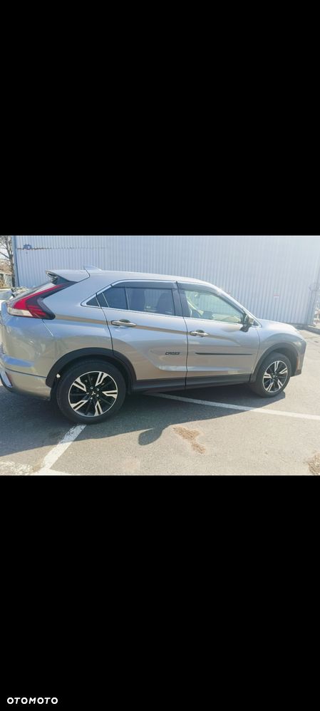 Mitsubishi Eclipse Cross 1.5 T-MIVEC (ClearTec) CVT 4WD Plus - 5