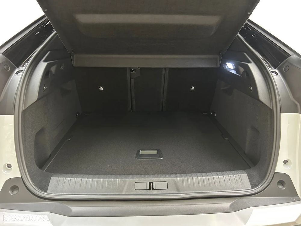 Peugeot 3008 1.2 Hybrid GT e-DCS6 - 16
