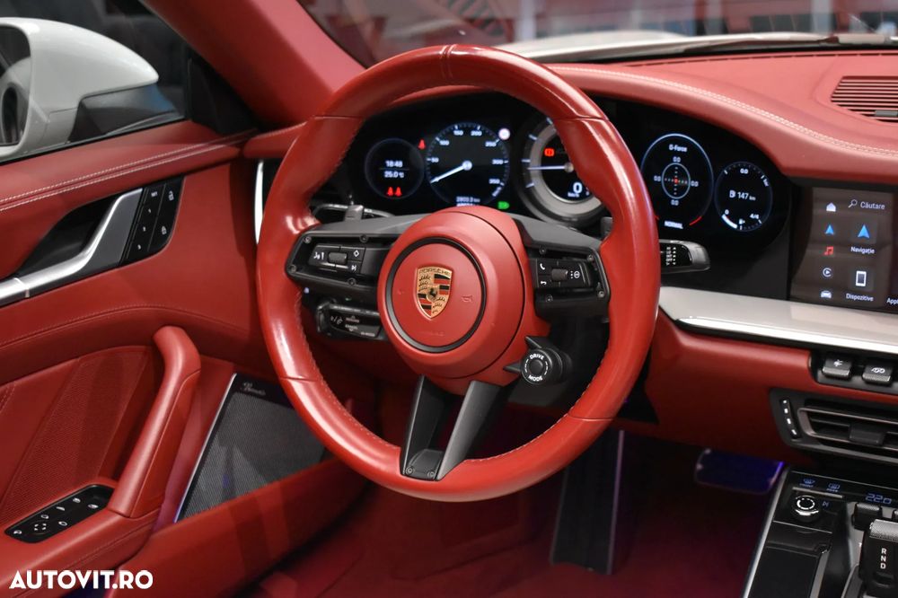 Porsche 911-TURBO-S PDK - 13