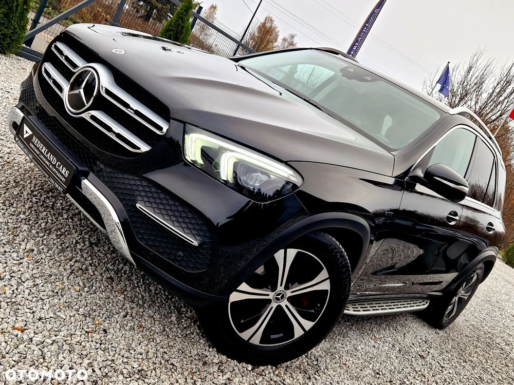 Mercedes-Benz GLE - 38