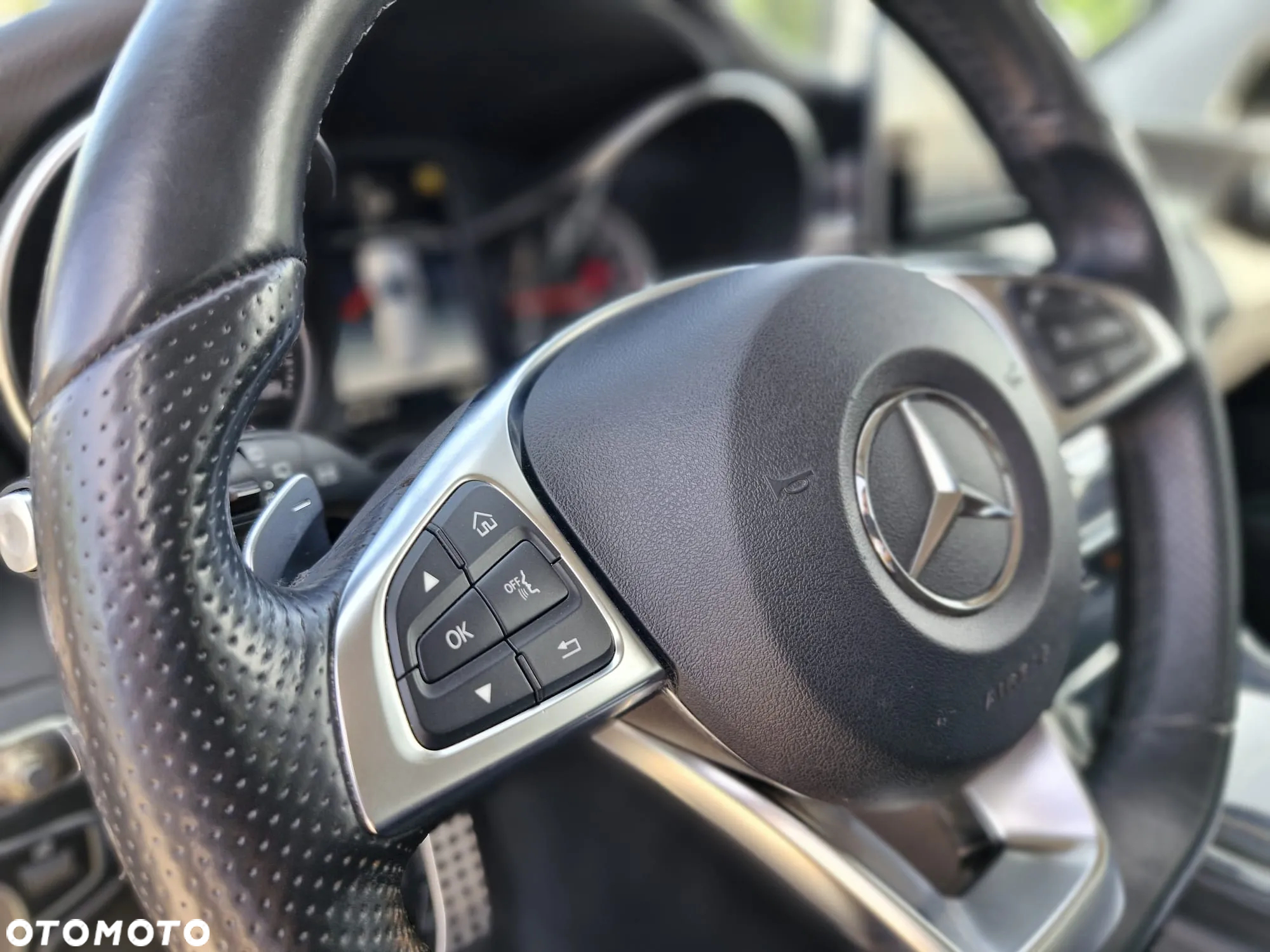Mercedes-Benz GLC 250 d 4Matic 9G-TRONIC - 25