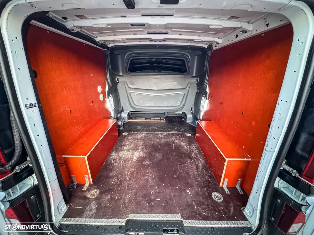 Renault Trafic 1.6 dCi L2H1 1.2T SS - 11