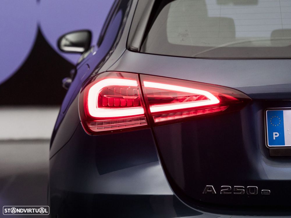 Mercedes-Benz A 250 e Style Plus - 10