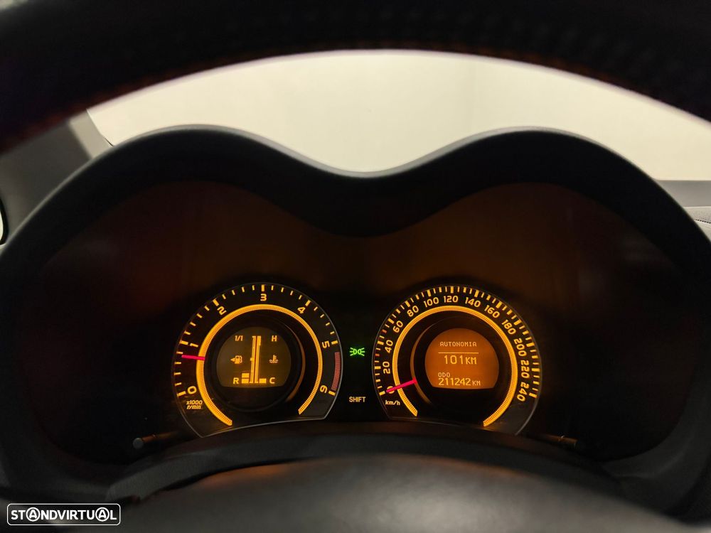 Toyota Auris 1.4 D-4D Sol - 32