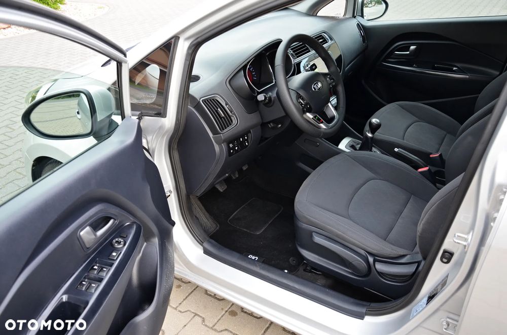 Kia Rio 1.2 Dream-Team Edition - 27