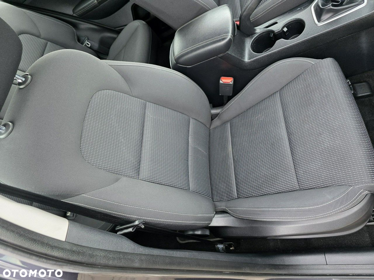 Kia Sportage 1.6 GDI Business Line M 2WD - 32