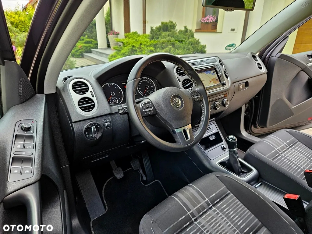 Volkswagen Tiguan 2.0 TDI SCR BlueMotion Technology Lounge Sport & Style - 19