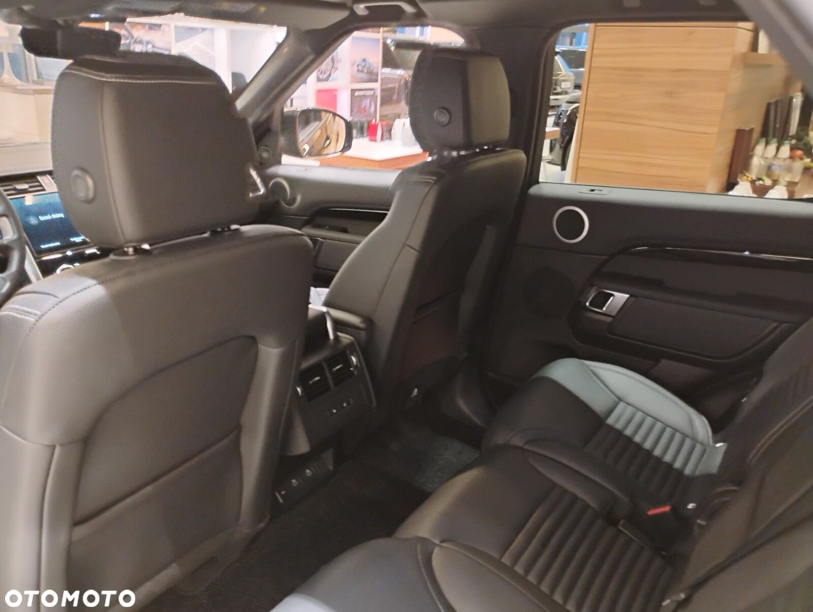 Land Rover Discovery - 15