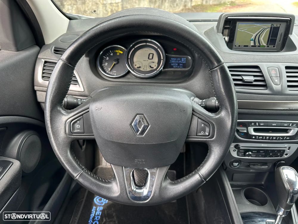 Renault Mégane Sport Tourer dCi 110 FAP EDC BOSE Edition - 20