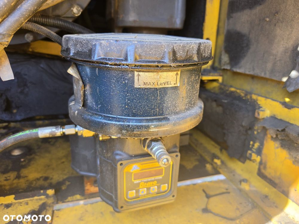 Komatsu PC350LC-8  Long Reach - 12