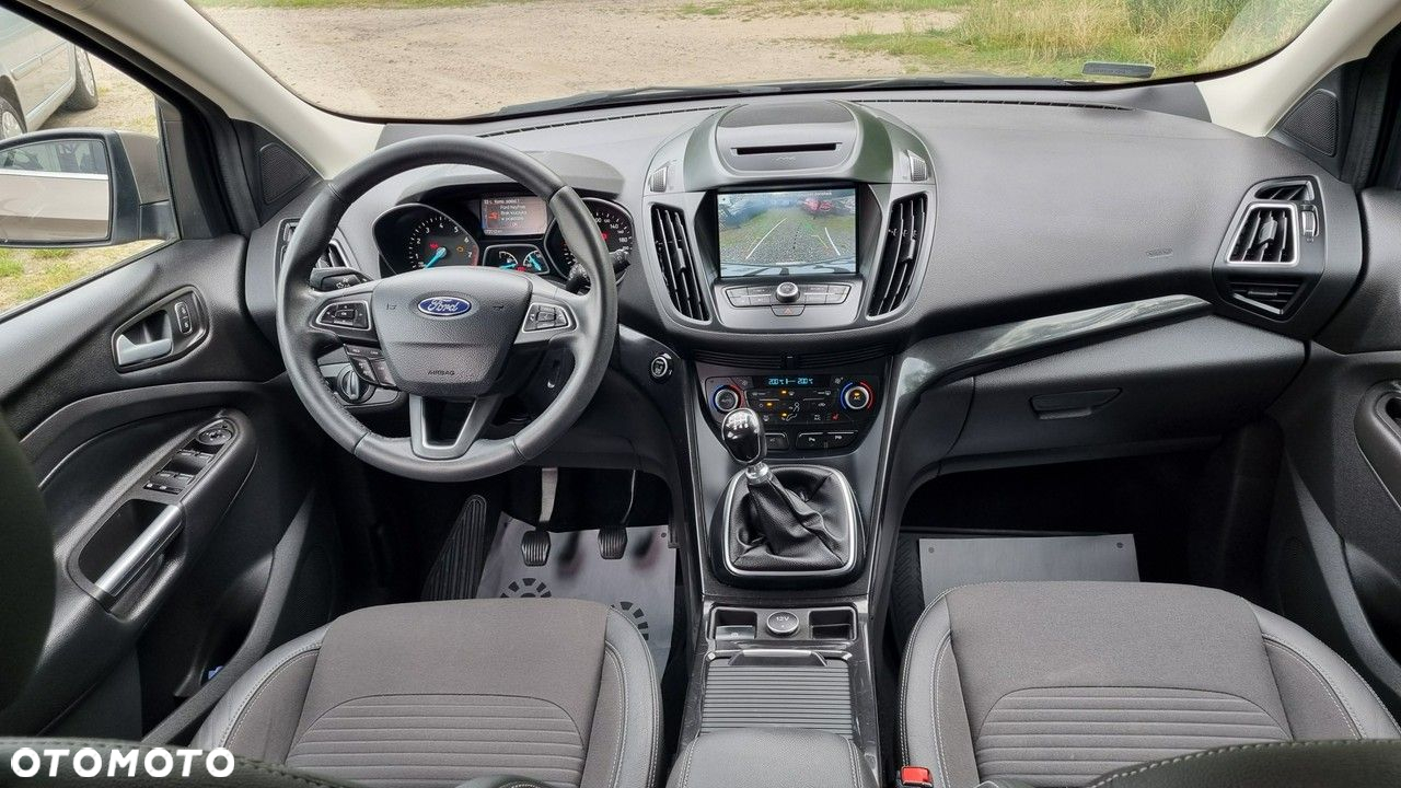 Ford Kuga - 20