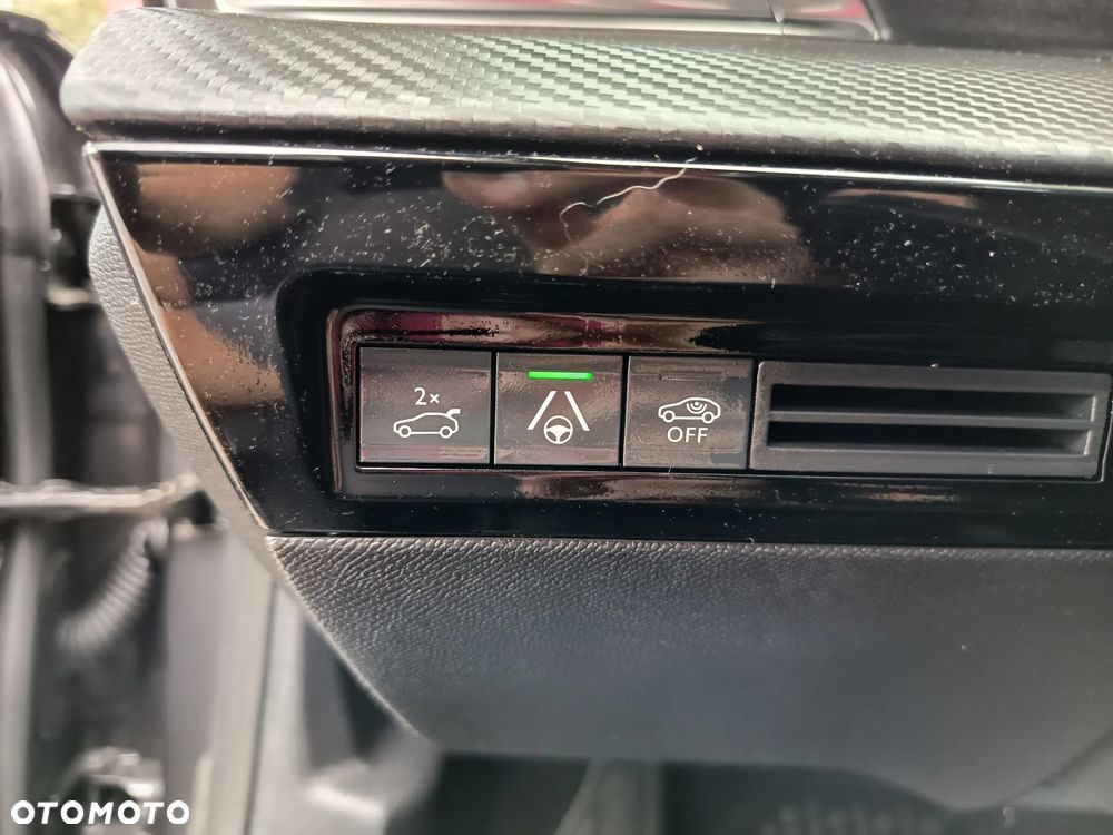 Peugeot 508 BlueHDi 130 EAT8 Allure Pack - 31
