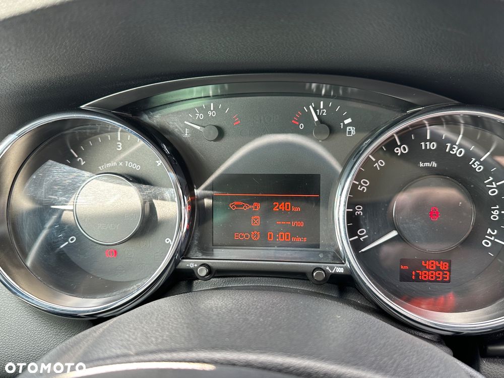 Peugeot 3008 2.0 BlueHDi Allure - 27