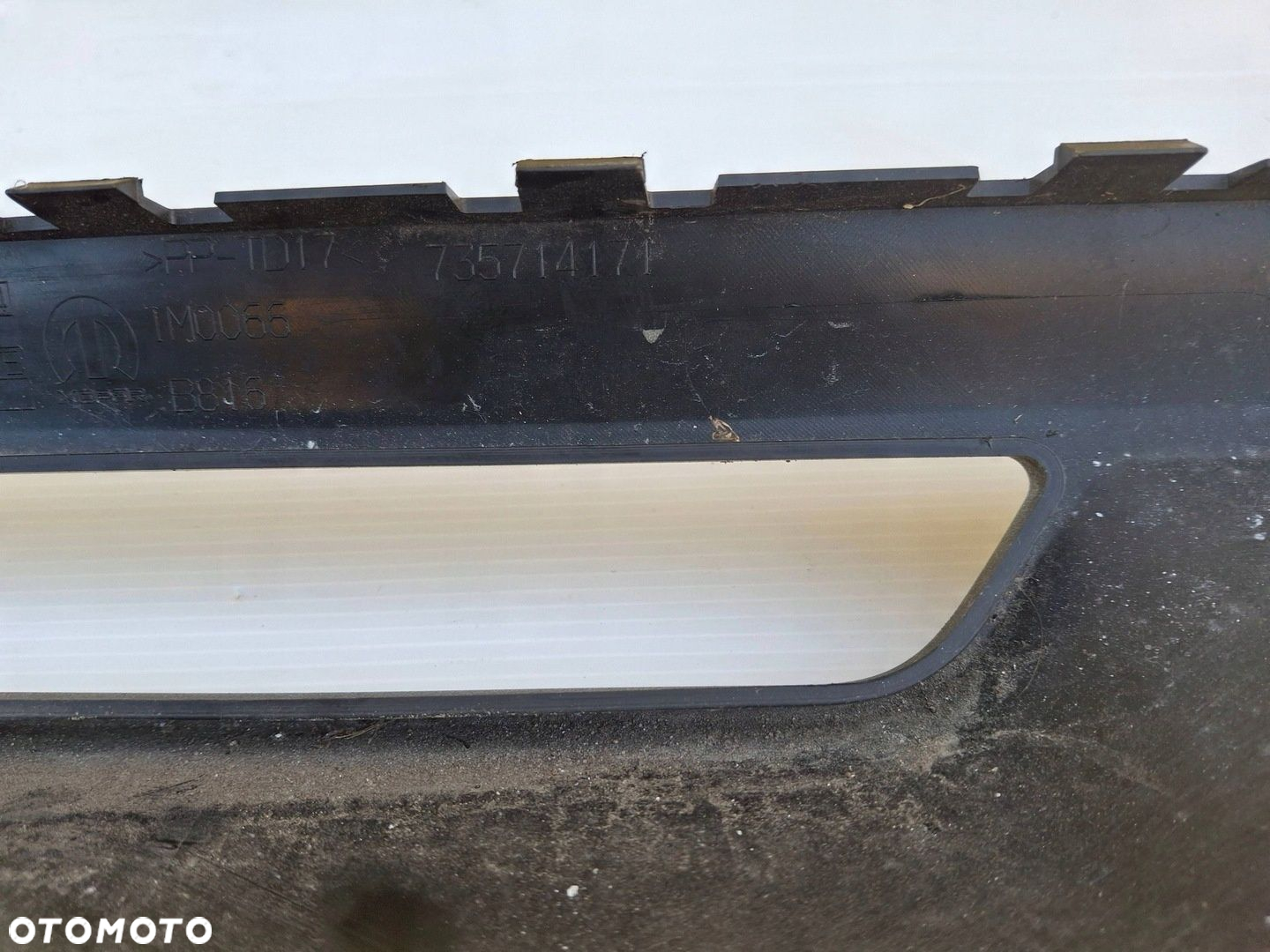 Fiat 500E 2020 Listwa zderzaka tylnego - 9