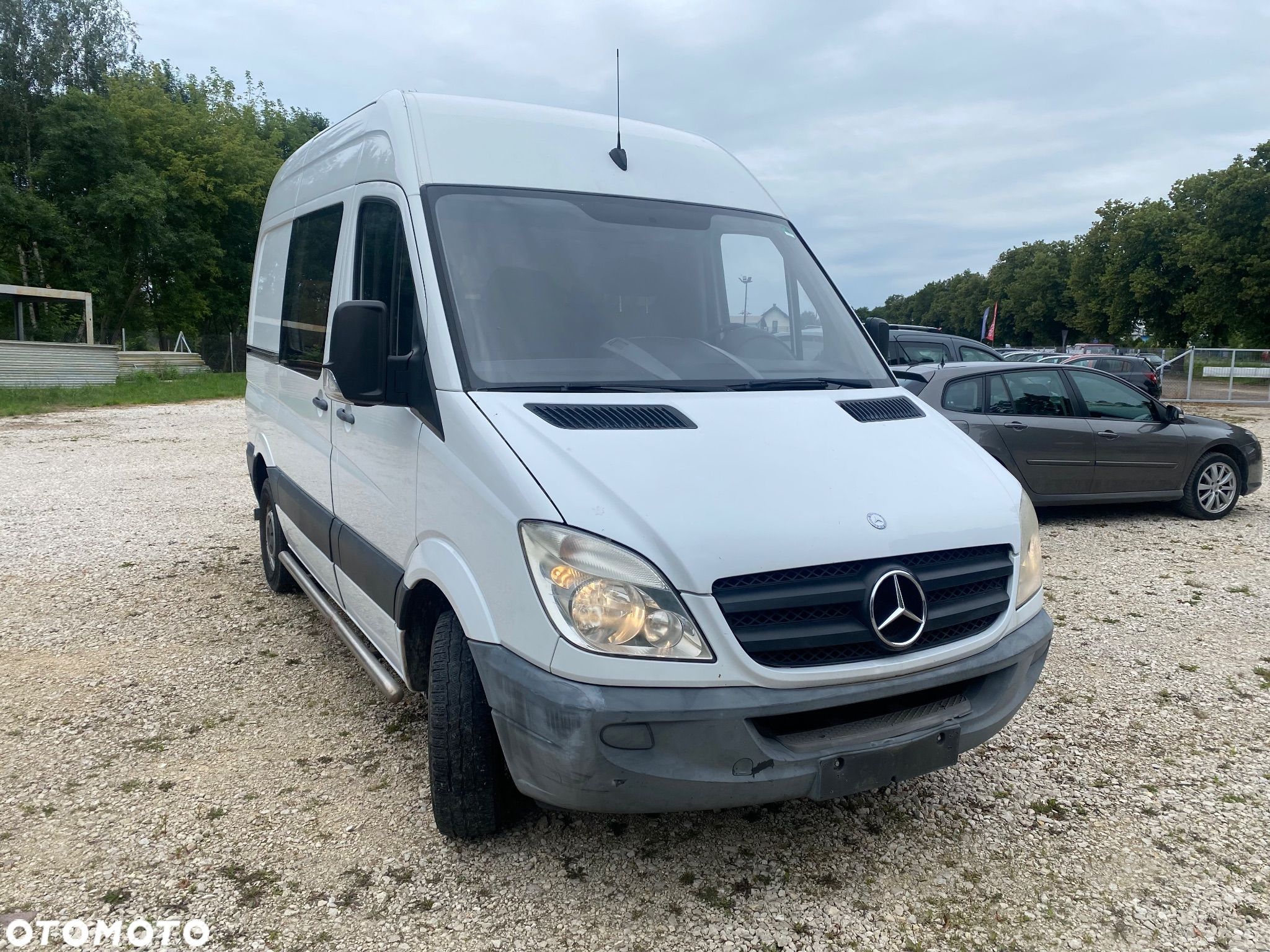 Mercedes-Benz Sprinter - 2