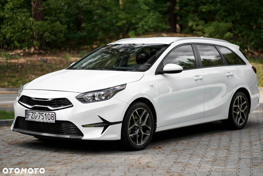 Kia Ceed 1.5 T-GDI Business Line Plus DCT - 4