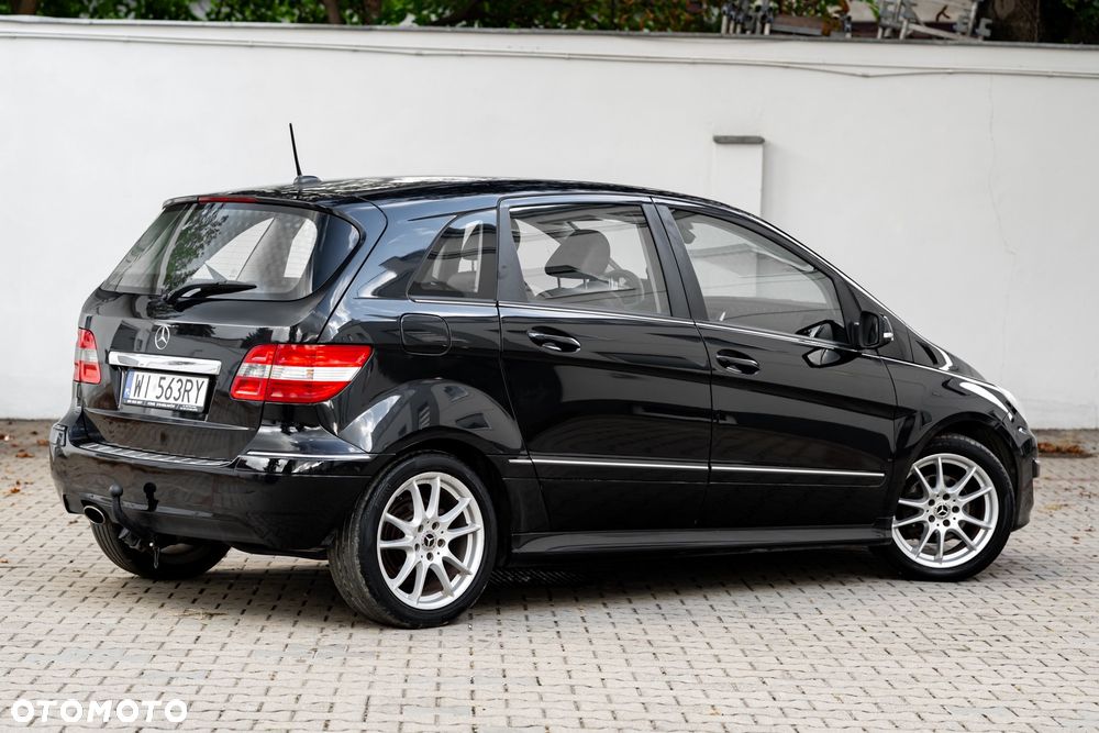 Mercedes-Benz Klasa B 160 - 12