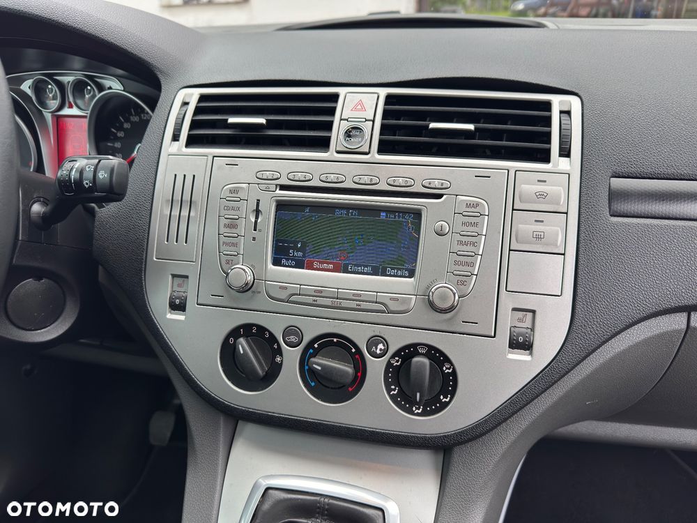 Ford Kuga - 29