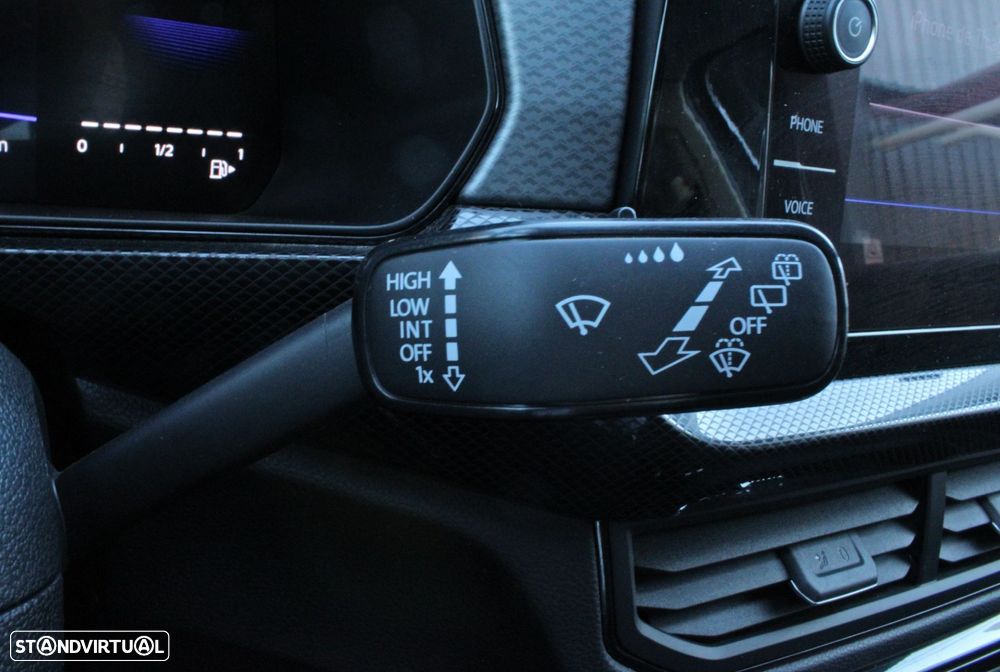 VW T-Cross 1.0 TSI - 11