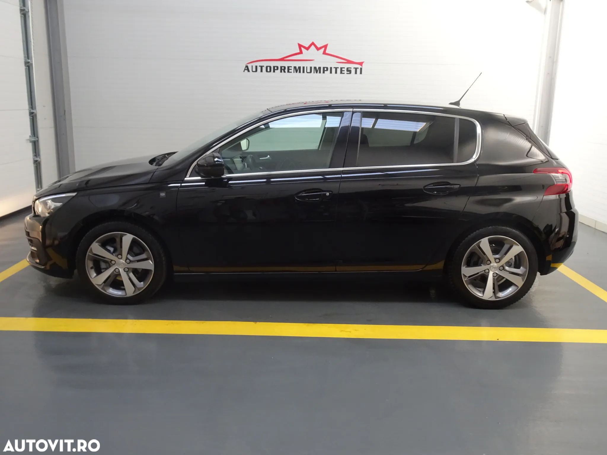 Peugeot 308 PureTech 130 GPF EAT8 Stop & Start Tech Edition - 13