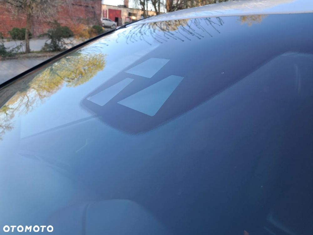 Ford Focus ver-1-5-ecoboost-start--stopp--system-business-edition - 25