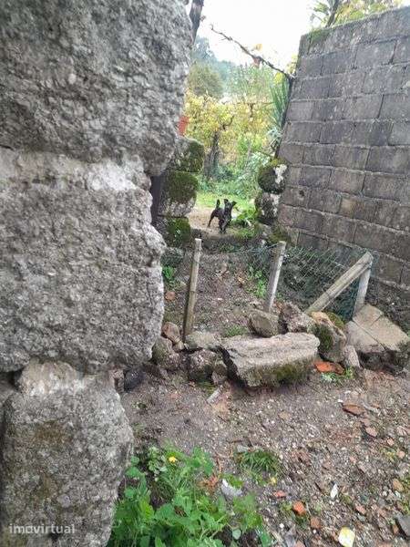 Vendo casa para reconstrução - Grande imagem: 2/3