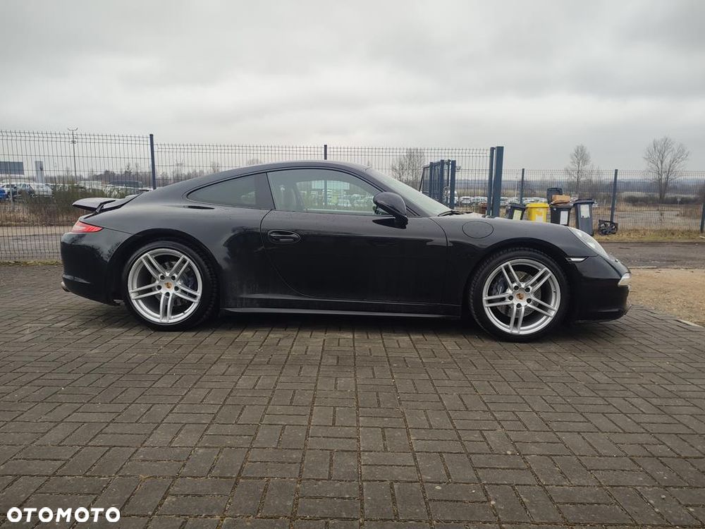 Porsche 911 Carrera 4 PDK - 10