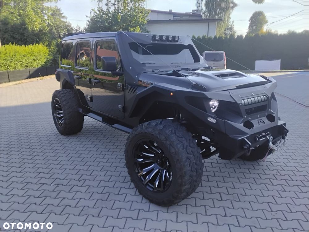 Jeep Wrangler - 11