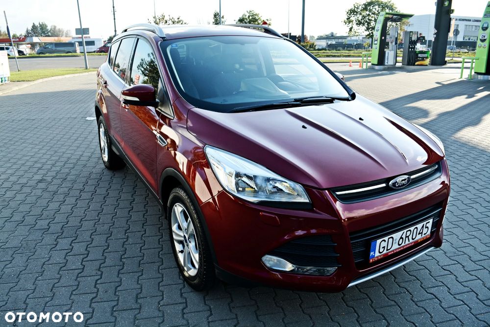 Ford Kuga 1.5 EcoBoost 2x4 Black & Silver - 4