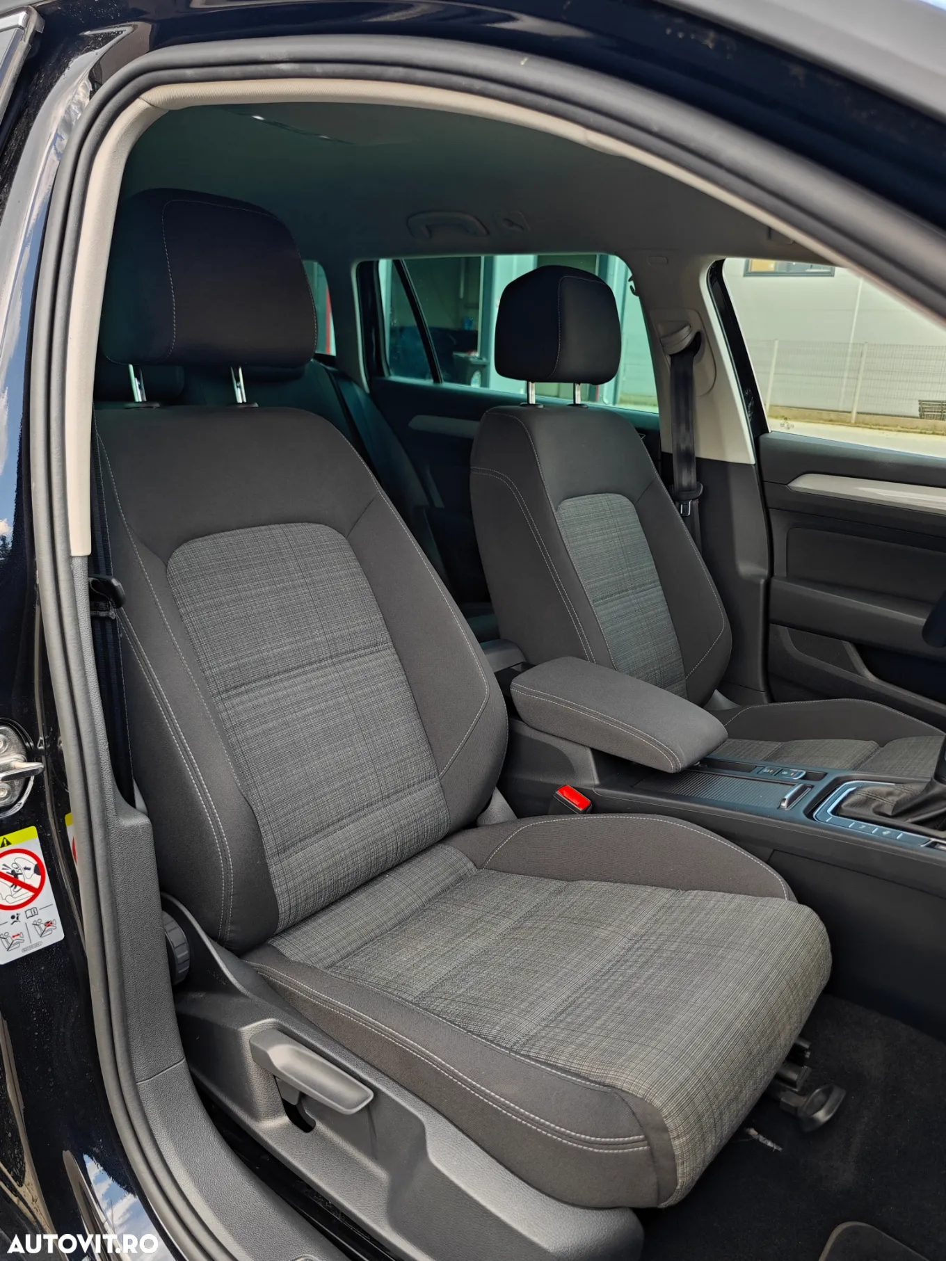 Volkswagen Passat Variant 2.0 TDI DSG Business - 11