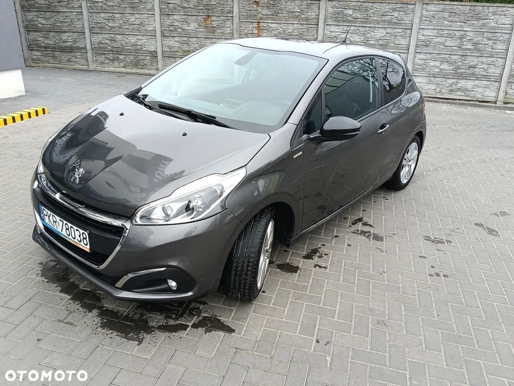 Peugeot 208 82 PureTech Style - 21