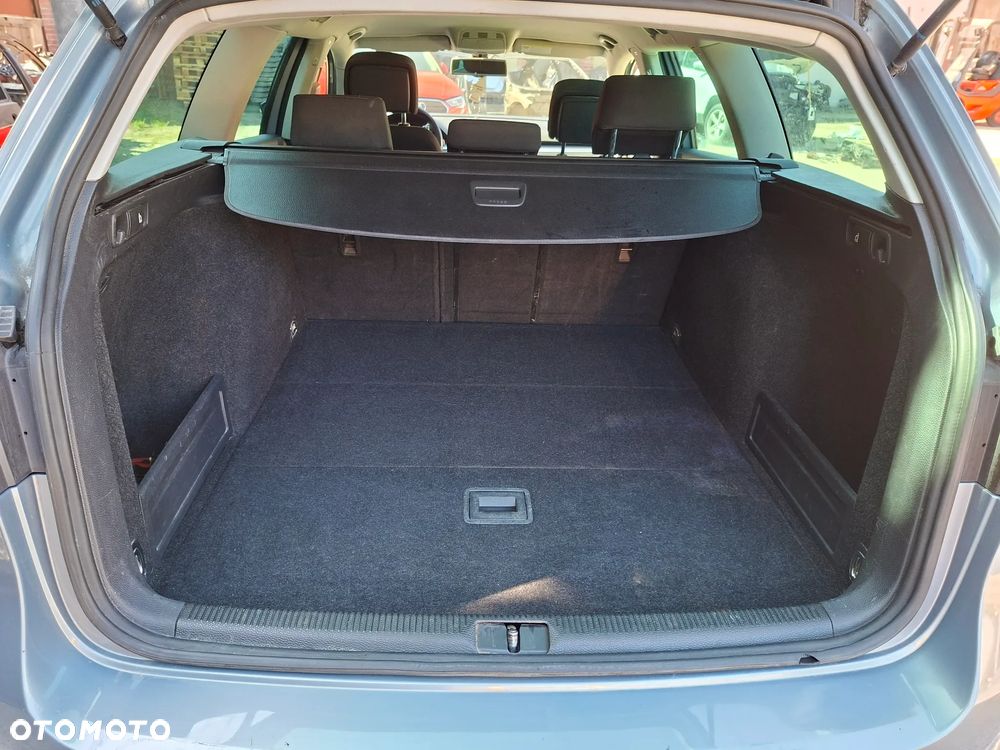 Volkswagen Passat 2.0 TDI DPF Comfortline - 37