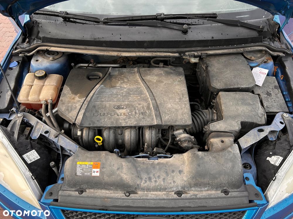 Ford Focus 1.8 FF Trend - 18