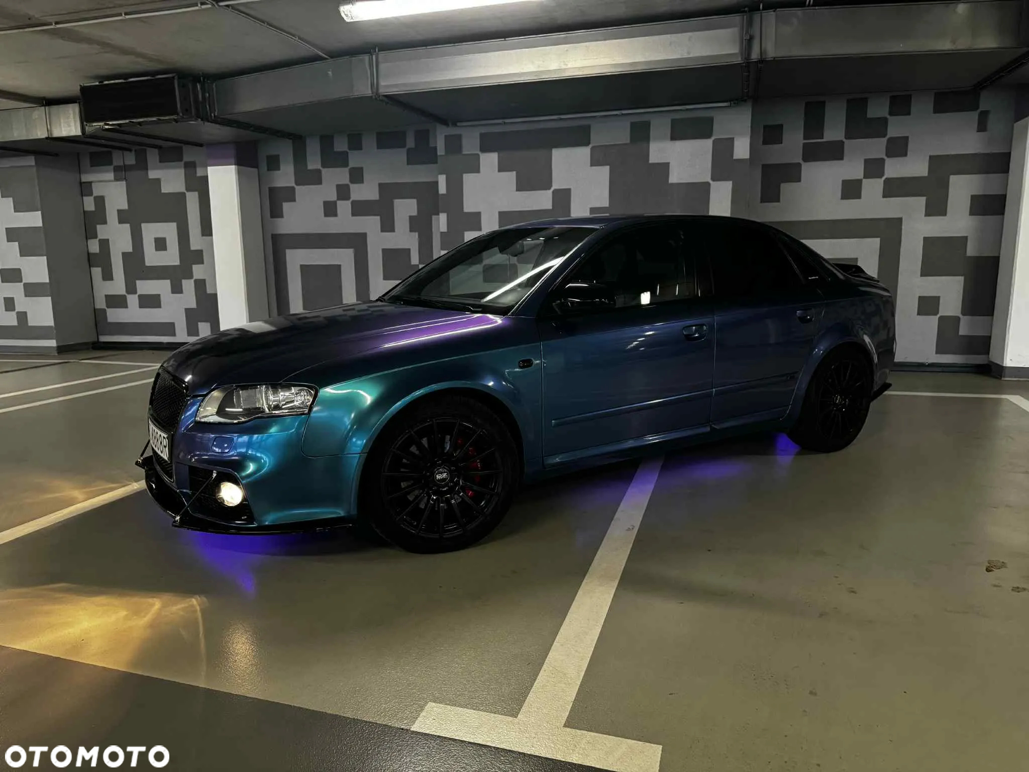 Audi A4 2.0T FSI Quattro - 3
