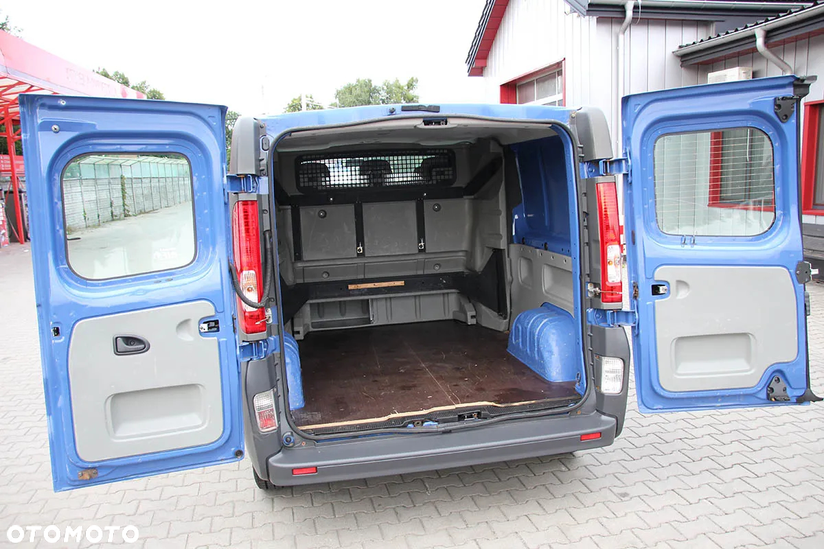 Renault TRAFIC LONG*Brygadowy 6 Miejsc*Tylko 239,oookm! - 18