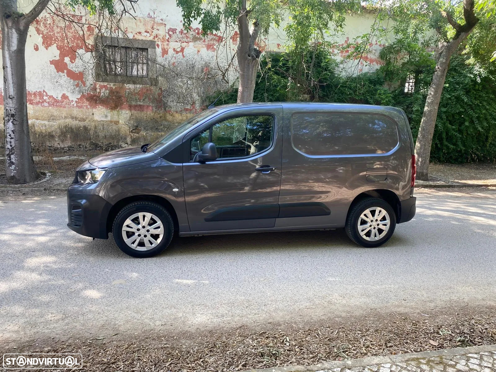 Peugeot PARTNER - ASPHALT - 4