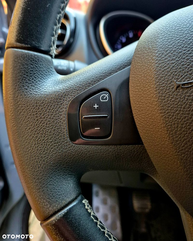 Renault Trafic - 19