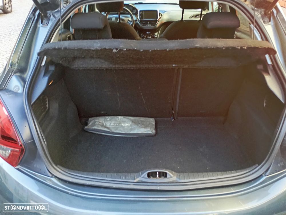 Peugeot 208 1.4 HDi Active - 9