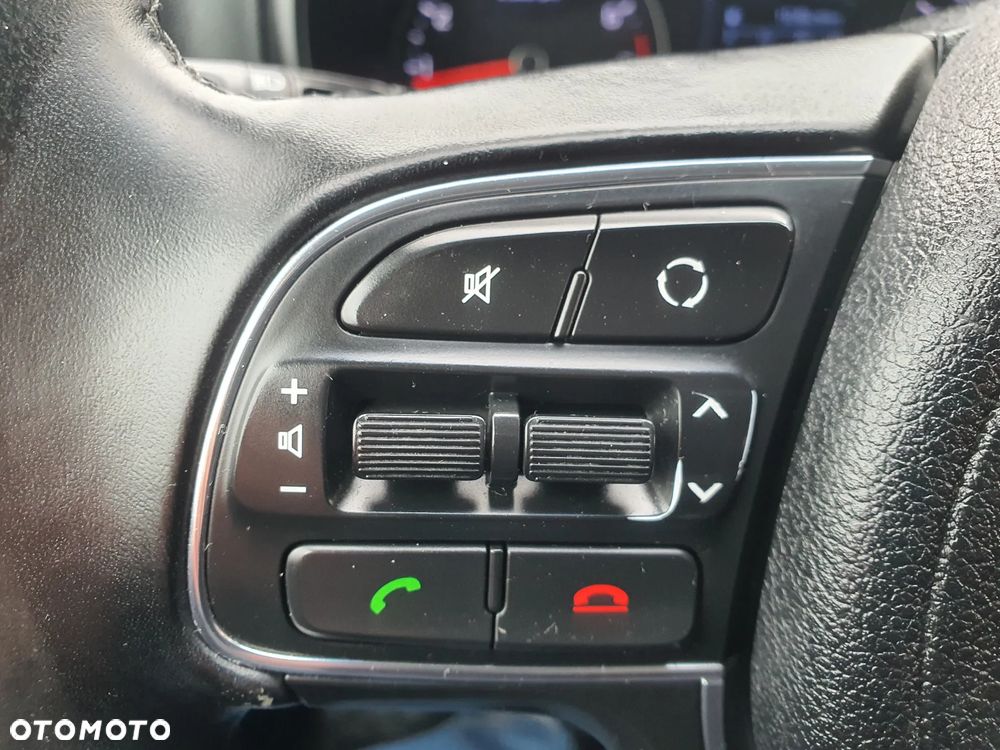 Kia Sportage 1.6 GDI 2WD DREAM-TEAM EDITION - 17