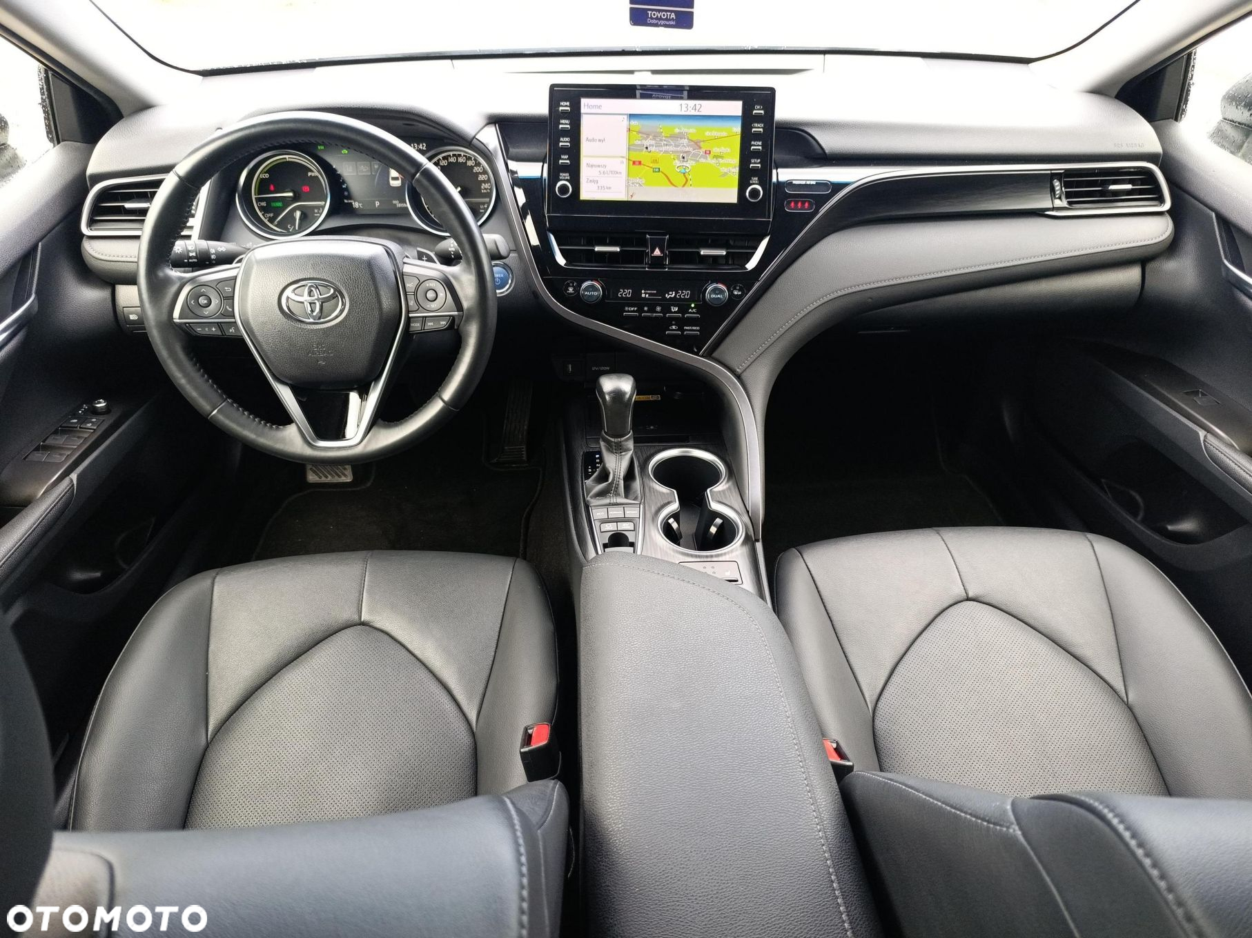 Toyota Camry - 11
