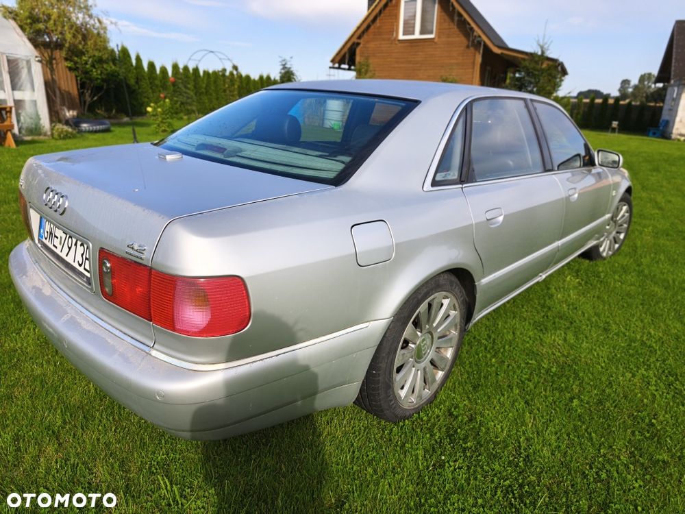 Audi A8 - 2