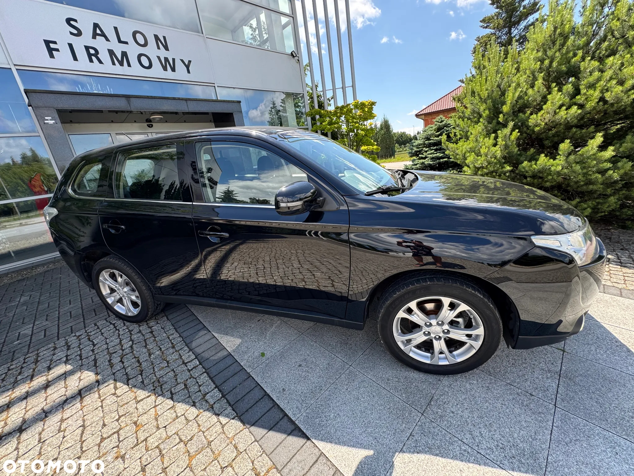 Mitsubishi Outlander 2.0 2WD Diamant - 22